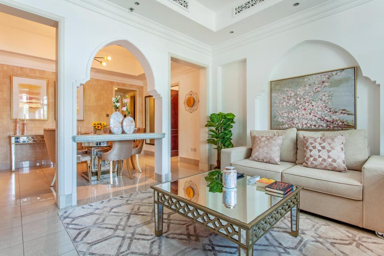 Bnbmehomes - Traditional Meets Modern In Downtown - 5041 Dubai Eksteriør bilde